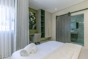 Haus Nkeke | Pool | 55” TV Netflix | 5 Min Mall - Image 5