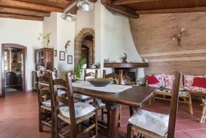 Spacious Rustic Seafront Villa for Families - Image 5