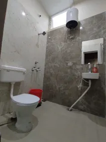 Vyomhomestay 3AC Room & For 12 person - Image 3