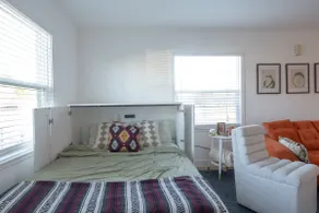 Soulful Richmond Retreat for Solo or Couple - Image 4