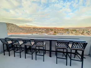 Rooftop Spa + Fire Table | Zion Views | Sleeps 10 - Image 5
