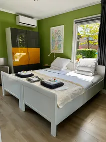 RhineView: waterfront luxury (+jacuzzi!) - Image 4