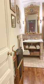 Romantic apt AC 90M2 2Bdrm/2Bthr/6p near NotreDame - Image 2