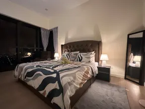 Skyline Luxe 4BR Retreat with En-suite Icon City - Image 3