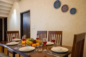 2-BHK Villa W/ Balcony & Bathtub on Rajpur Road - Image 3