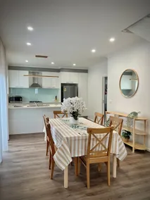 Modern Home in Maidstone - Image 3