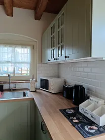 Small cottage - Image 2