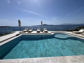 SeaWave Villas with Heated Pools, By Hellocrete - Image 2