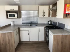 Family friendly, 3-bedroom holiday home, Bembridge - Image 4