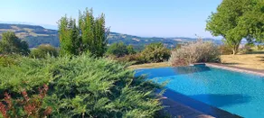 Charming hilltop house, sleeps 8 - Image 3