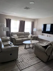 Relaxing Ft. Myers home - Image 2