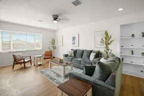 Newly Renovated Comfy Home - Image 3