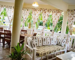 Coastal charm - Image 2