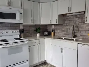 1 BR Grantham Retreat - Image 5
