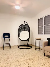 Modern Apt 10 Mnts to Famous Beach AC WiFi - Image 3