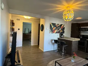 Cozy private one bedroom - Image 3