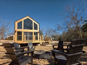 NEW - Modern Cabin in Glamping Resort Sleeps to 6 - Image 4
