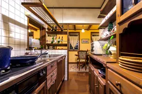 11-Minute Walk from the Station | Elegant Antique Private Accommodation | Maximum of 10 Guests | Free Parking for 5 Cars [Antiques Gifu Kan] - Image 4