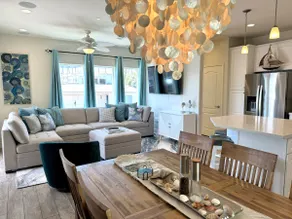 - Paradise in Pismo - one block to beach access! - Image 5