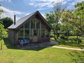 Stunning luxury cottage, 5 mins Stonehenge. - Image 2