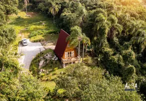 Honeymoon Cabin - Image 4