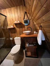 Honeymoon Cabin - Image 2