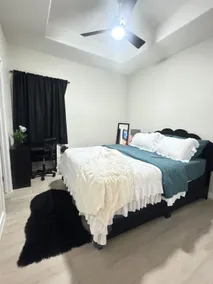Luxury 2BR | Fast WIFI | Near Shopping - Image 4