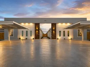 Luxury 2BR | Fast WIFI | Near Shopping - Image 2
