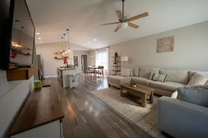 Quiet Triad Home for Work & Rest - Image 5