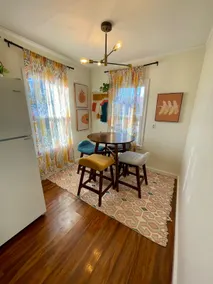 The Cozy Cottage Awaits You - Image 4