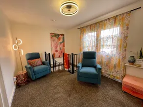 The Cozy Cottage Awaits You - Image 5