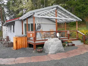Moore Family Cottage - Image 4
