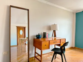 Central, Spacious, Chic and Cozy - Image 3