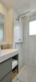 MD | Beautiful and Modern - 2AC and Vacancy - Image 5