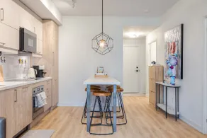 High Landing Luxury Apartment - Image 3