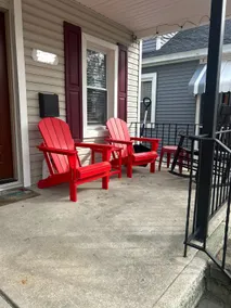 4BR 2BA 1st FL w outdoor shower - Image 2
