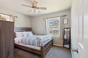 Cozy & Welcoming Small House near Downtown - Image 2