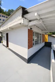 Spacious House, Garage, 10 min Historic Center - Image 3