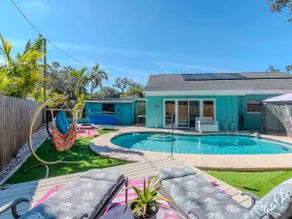 The Flamingo Paradise - Private Pool Oasis - Image 2