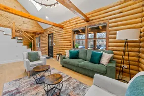 Black Luxury Cabin Fire Pit•Game Room.10 Guests - Image 3