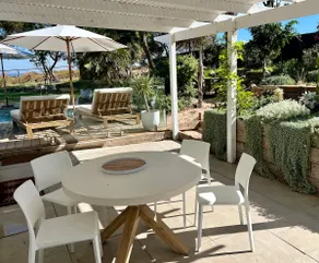 Poolhouse, Mini Donkeys & Coastal Vines - Image 5