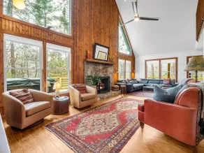 Luxury•5 Kings•Views•FirePit•EVCharger•PoolTable - Image 4