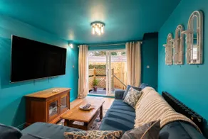 Relaxing Coastal Cottage with Hot Tub & Views - Image 3