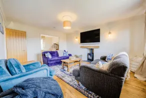 Relaxing Coastal Cottage with Hot Tub & Views - Image 2