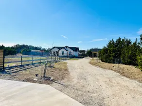 Hill Country Retreat - Image 5