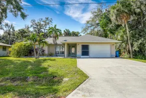 Oasis on Nightingale | Pet-Friendly Pool Home - Image 2