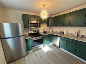 2BR Modern Home - Near WVU, Hospitals & Stadium - Image 2