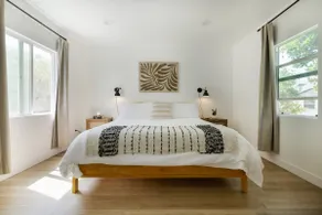 •Stylish 2BR in Dtwn Riverside• - Image 2