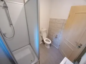 2-bed room with shower/toilet/kitchenette/refrigerator - Image 4