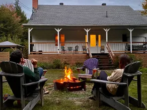 Chalet Potton Cottage - Spa, Sauna & Pool - Image 5
